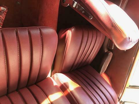 Mercedes-Benz 200-Series 1962 image number 4