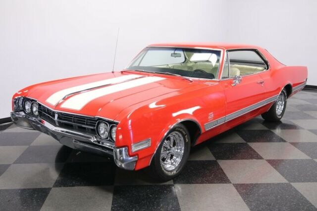 Oldsmobile Starfire 1966 image number 45