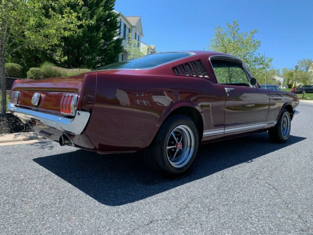 Ford Mustang 1965 image number 17