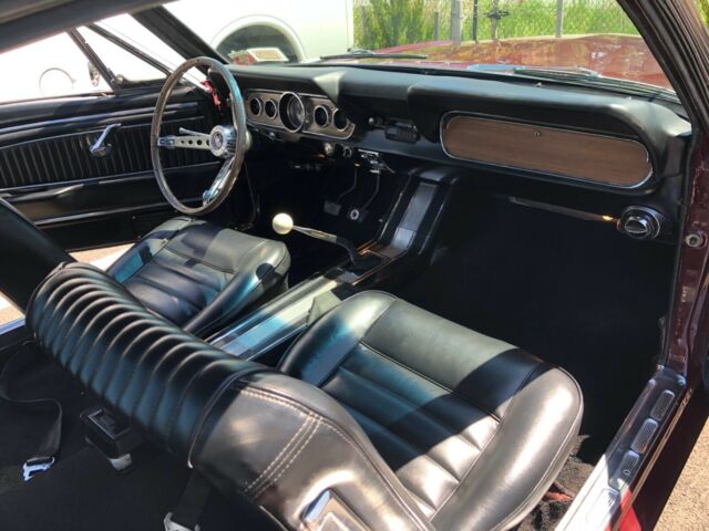 Ford Mustang 1965 image number 20