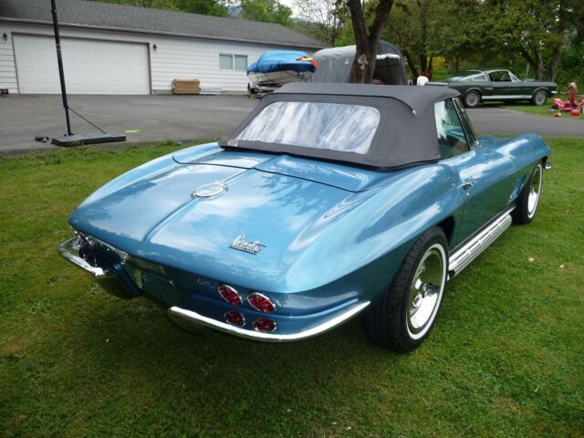 Chevrolet Corvette 1967 image number 28