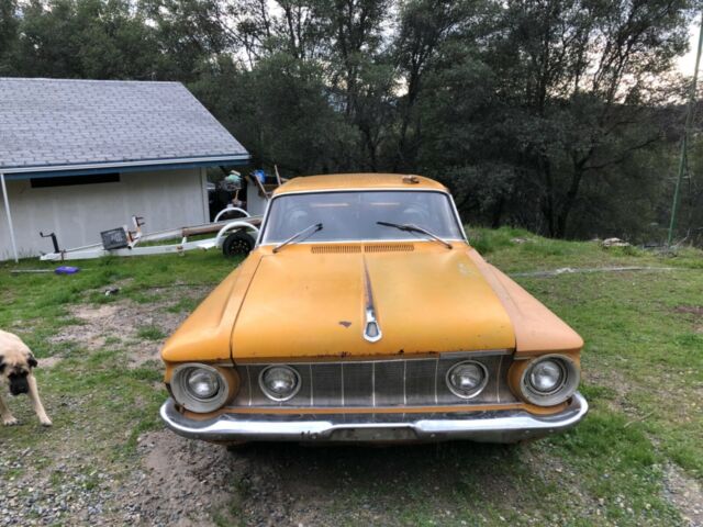 Plymouth Savoy 1962 image number 1