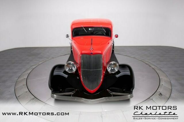 Ford DeLuxe Victoria 1933 image number 12
