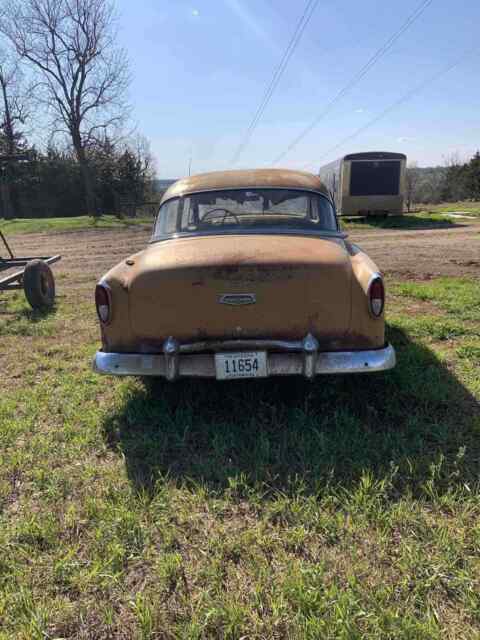 Chevrolet Bel Air 1954 image number 2
