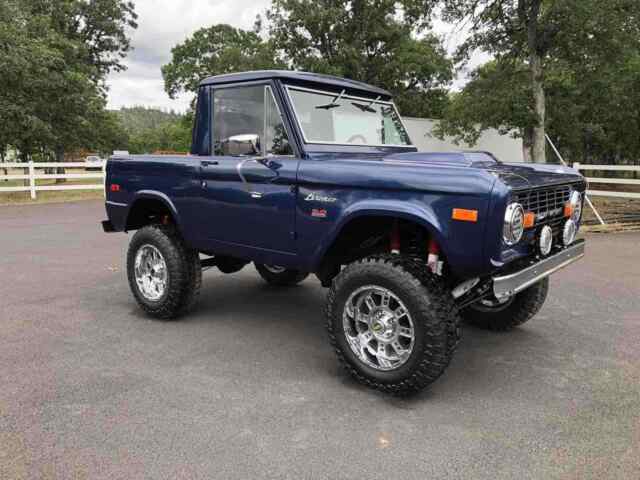 Ford Bronco 1976 image number 0