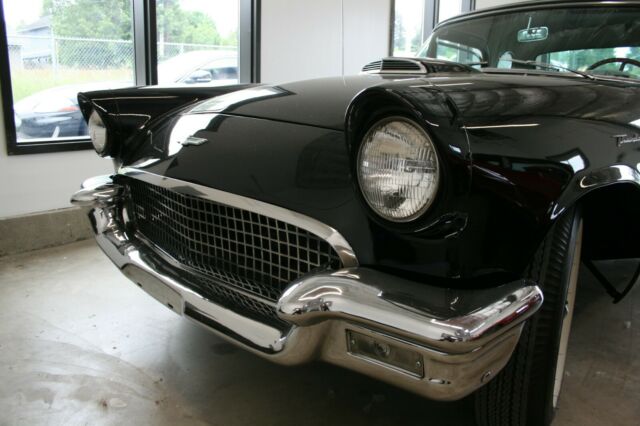 Ford Thunderbird 1957 image number 5
