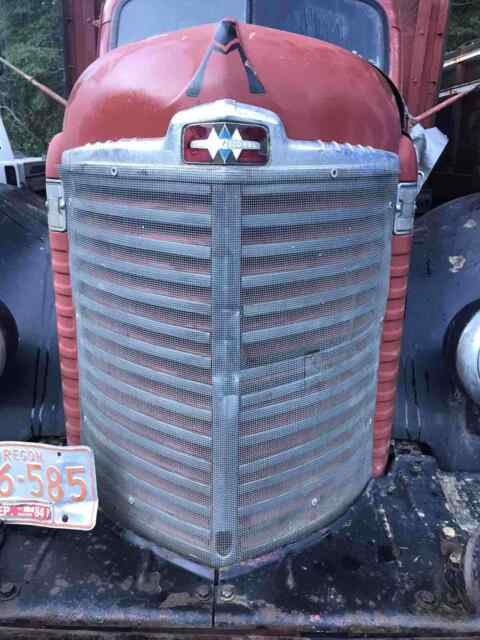International KB-7 1947 image number 2