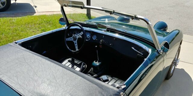 Austin Healey Sprite 1961 image number 1
