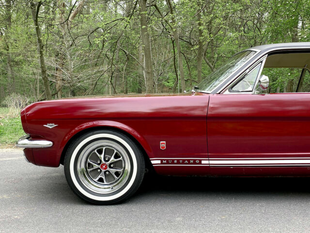 Ford Mustang 1966 image number 28