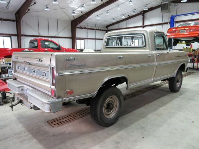Ford F-250 1972 image number 14