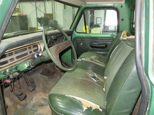 Ford F-250 1972 image number 27