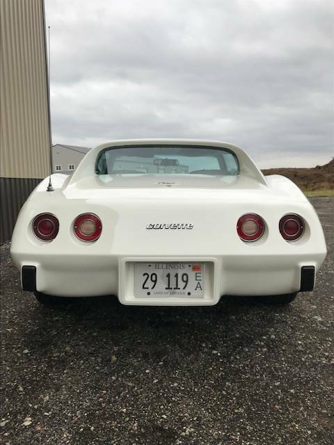 Chevrolet Corvette 1977 image number 18