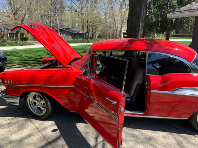 Chevrolet Bel Air/150/210 1957 image number 31
