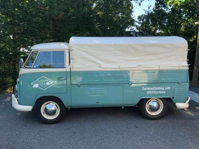 Volkswagen Bus/Vanagon 1962 image number 2