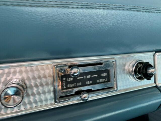Ford Thunderbird 1957 image number 35