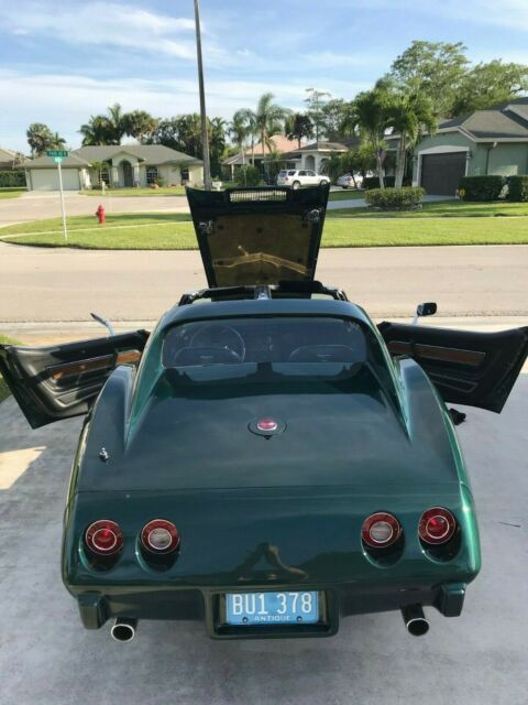 Chevrolet Corvette 1976 image number 5