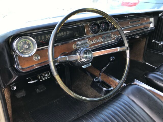Pontiac Grand Prix 1965 image number 32