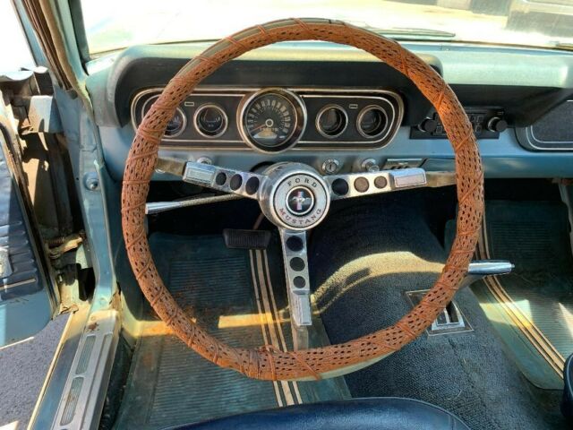 Ford Mustang 1966 image number 14