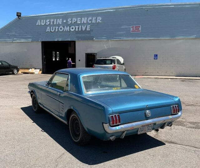 Ford Mustang 1966 image number 17