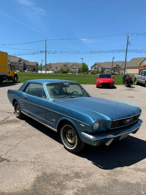 Ford Mustang 1966 image number 20