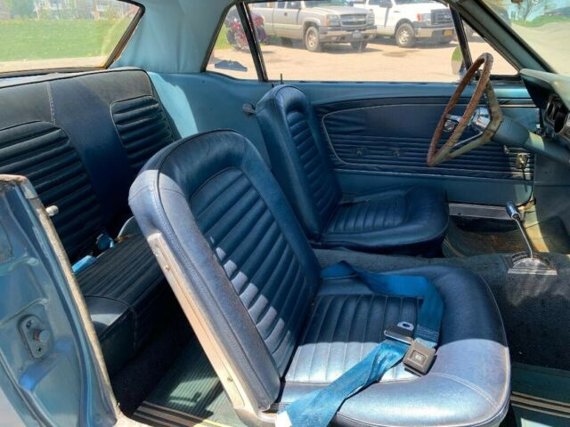 Ford Mustang 1966 image number 21