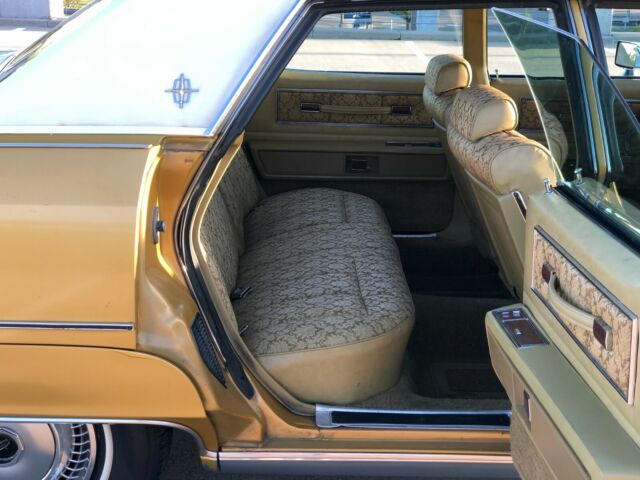 Lincoln Continental 1973 image number 16