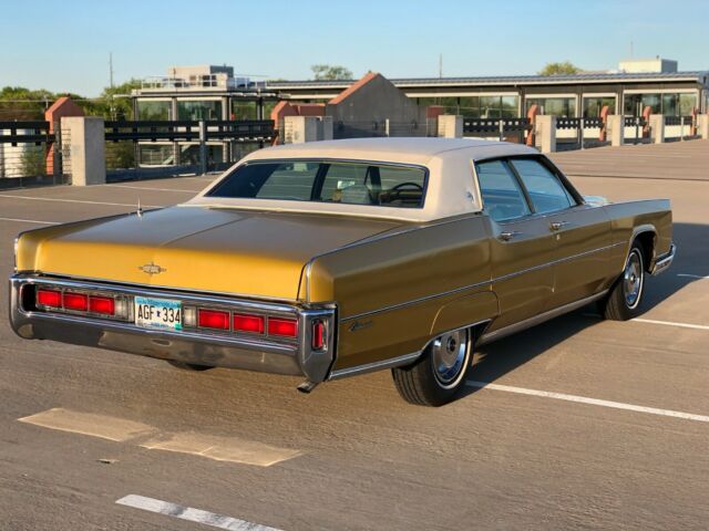 Lincoln Continental 1973 image number 2