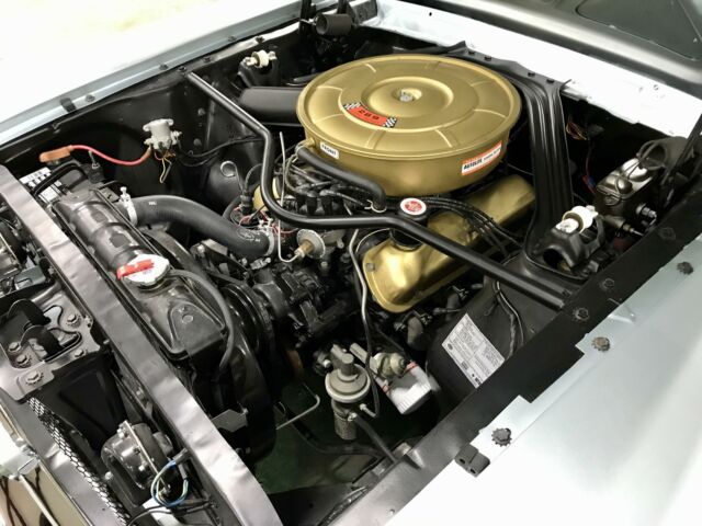 Ford Mustang 1965 image number 10