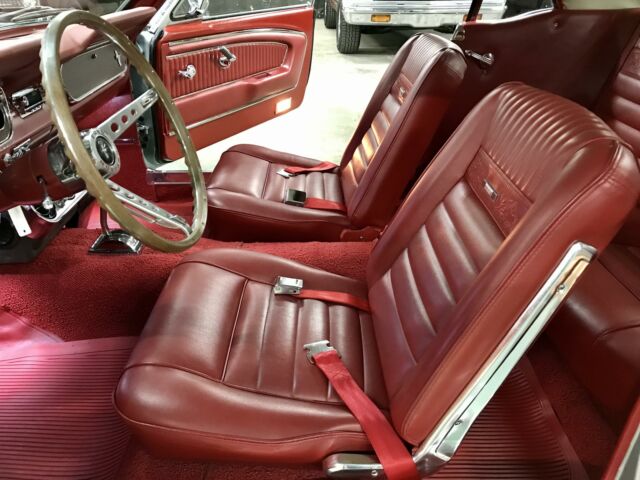 Ford Mustang 1965 image number 12