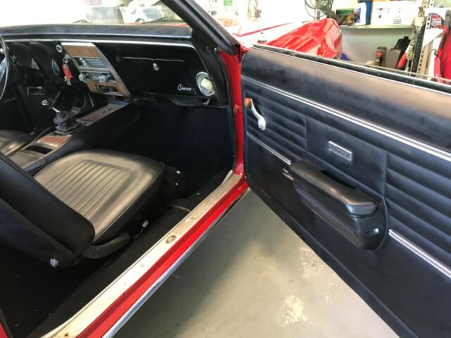 Chevrolet Camaro 1968 image number 2