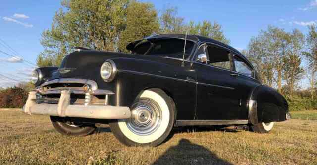 Chevrolet Fleetline 1950 image number 2