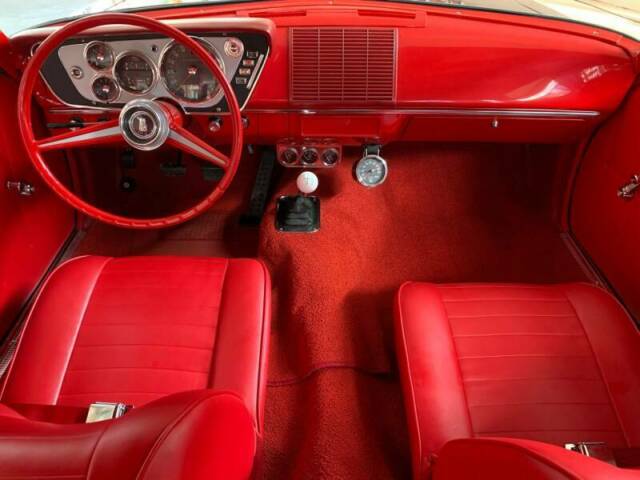 Plymouth Savoy 1963 image number 2