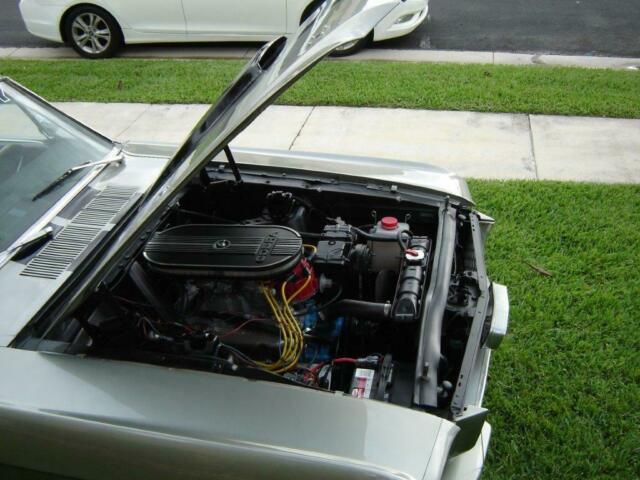 Ford Mustang 1966 image number 13