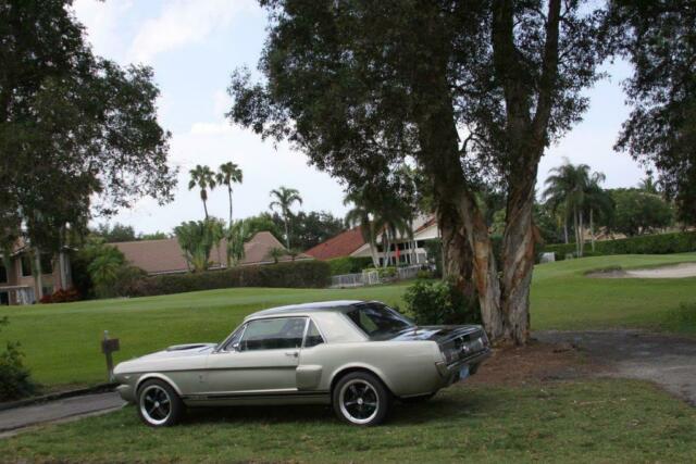 Ford Mustang 1966 image number 26