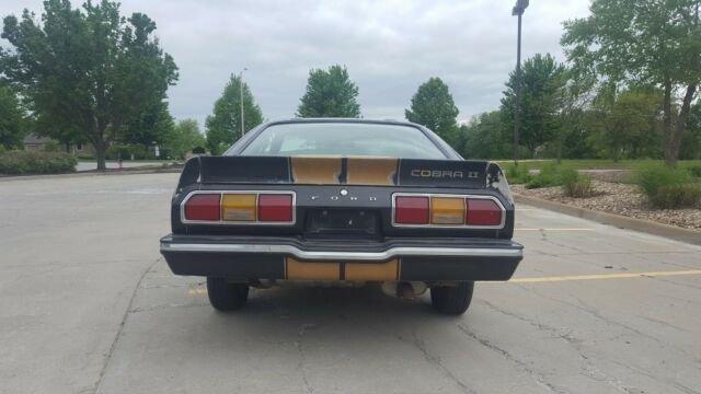 Ford Mustang 1976 image number 28