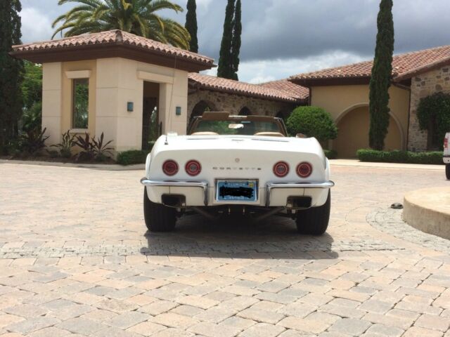 Chevrolet Corvette 1973 image number 18