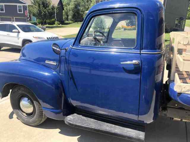 Chevrolet 3100 1947 image number 3