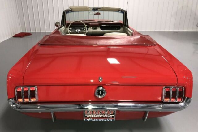Ford Mustang 1964 image number 30