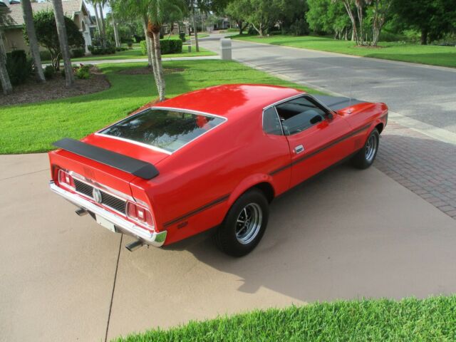 Ford Mustang 1972 image number 14