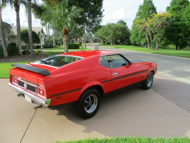 Ford Mustang 1972 image number 25
