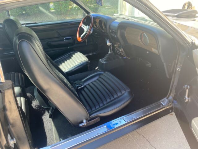 Ford Mustang 1970 image number 30
