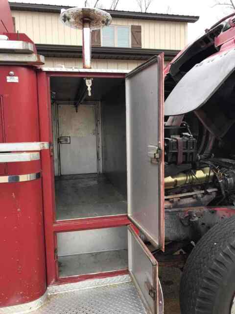 Ford F850 1964 image number 23