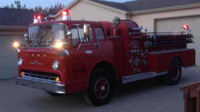 Ford F850 1964 image number 24