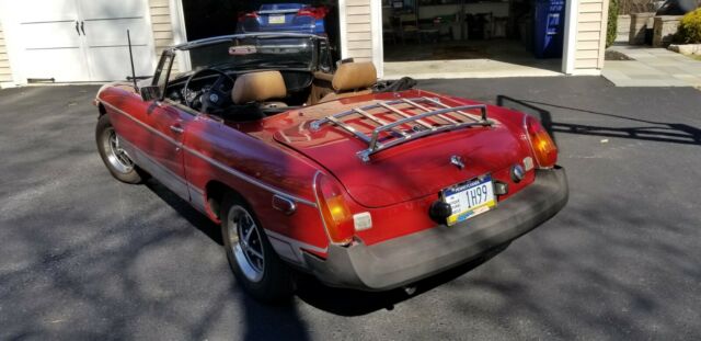 MGB Tourer 1979 image number 1
