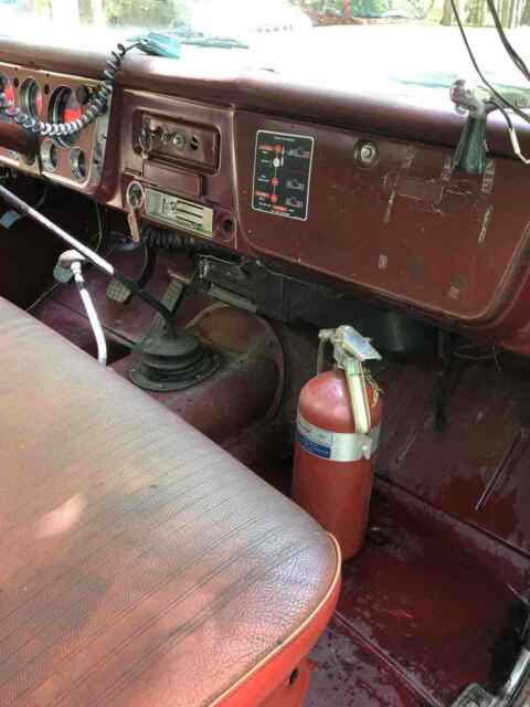 GMC K2500 1970 image number 8