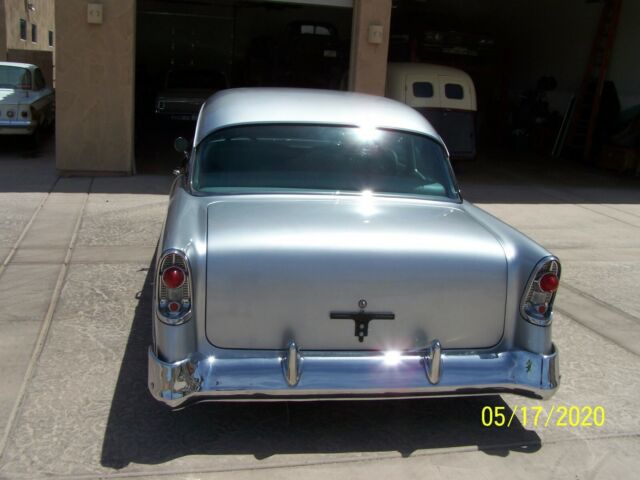 Chevrolet Bel Air/150/210 1956 image number 3