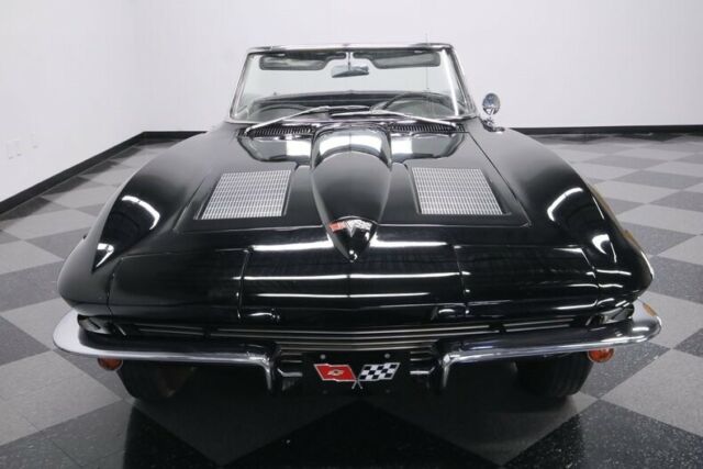 Chevrolet Corvette 1963 image number 43