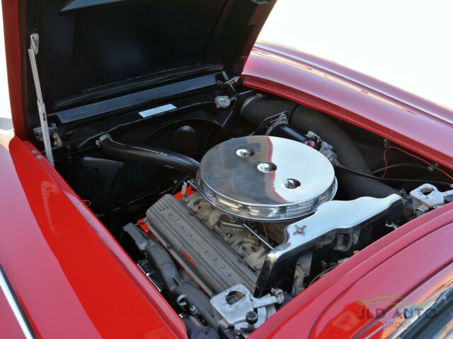 Chevrolet Corvette 1960 image number 26