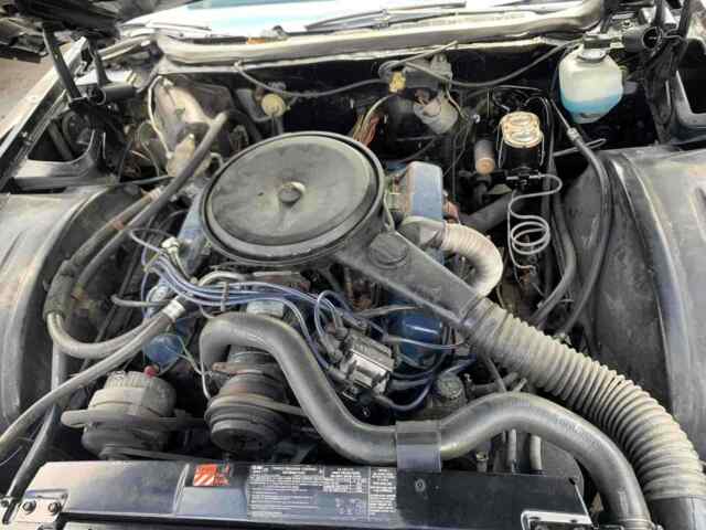 Cadillac Eldorado Convertible 1976 image number 11
