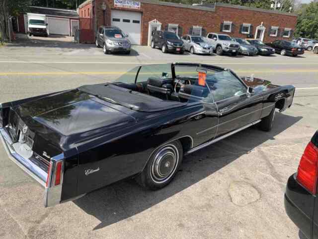Cadillac Eldorado Convertible 1976 image number 16